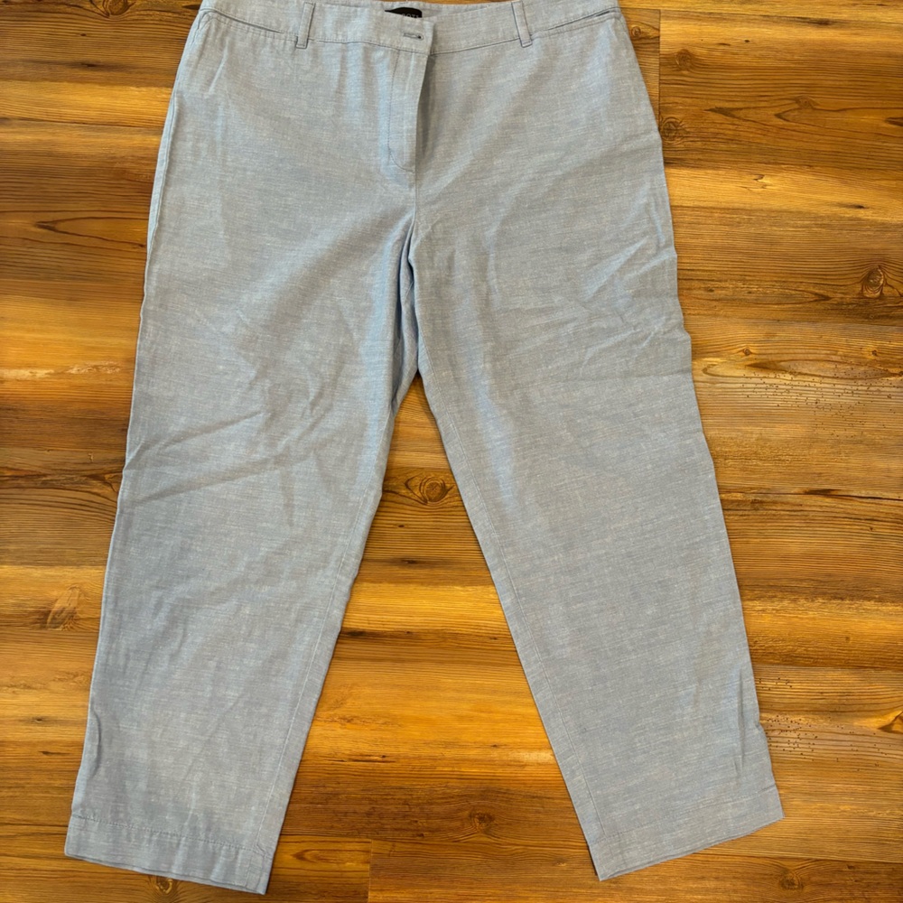 Talbots light blue Perfect Crop pants Size 14